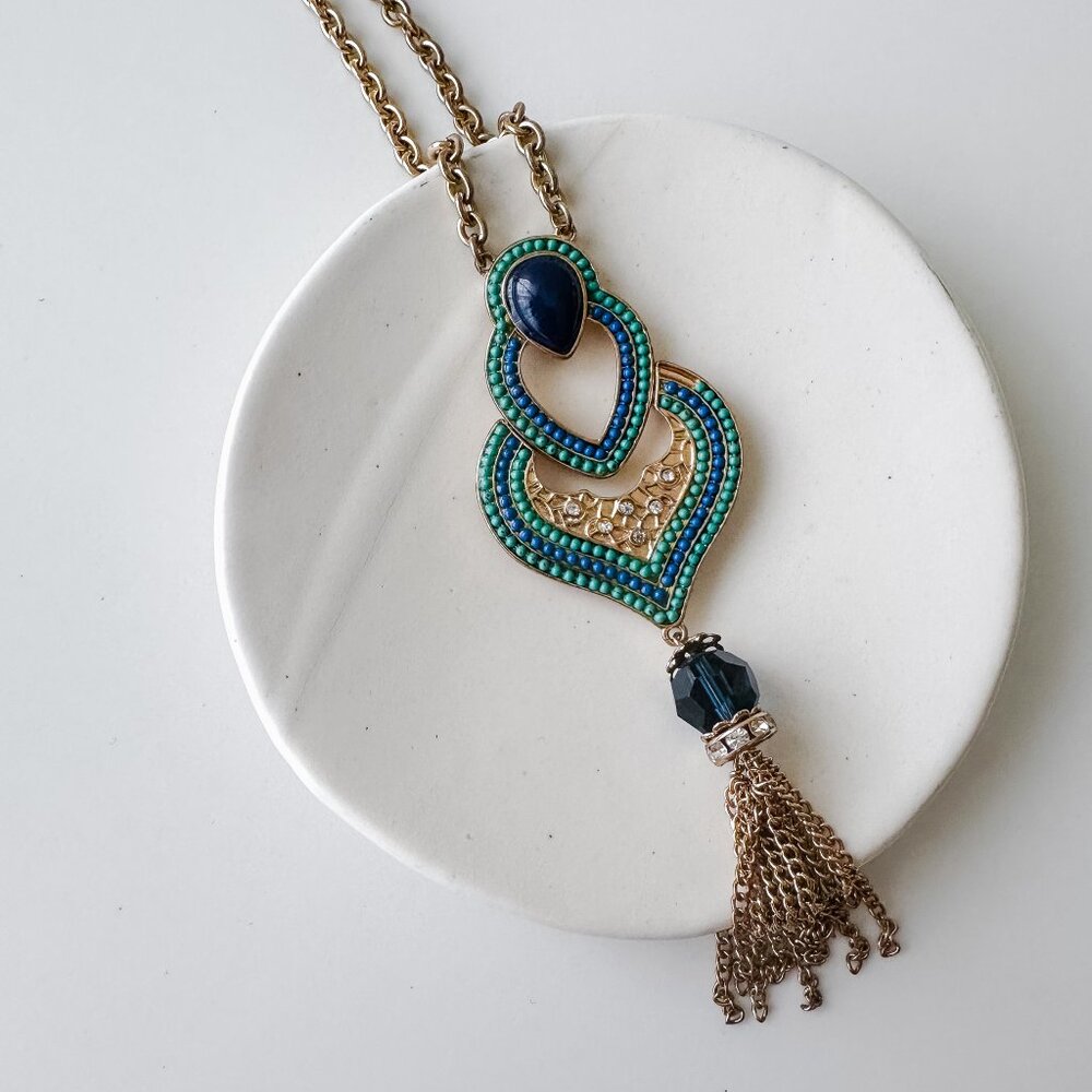 Boho Pendant Necklace with Tassel – Gold, Blue, and Green